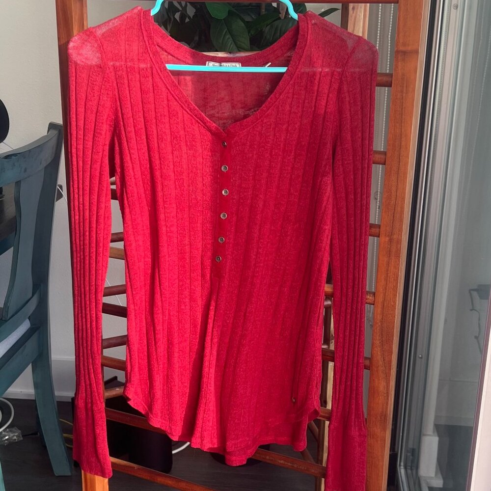 READ DESCRIPTION Abercrombie & Fitch Long Sleeve Button Henley